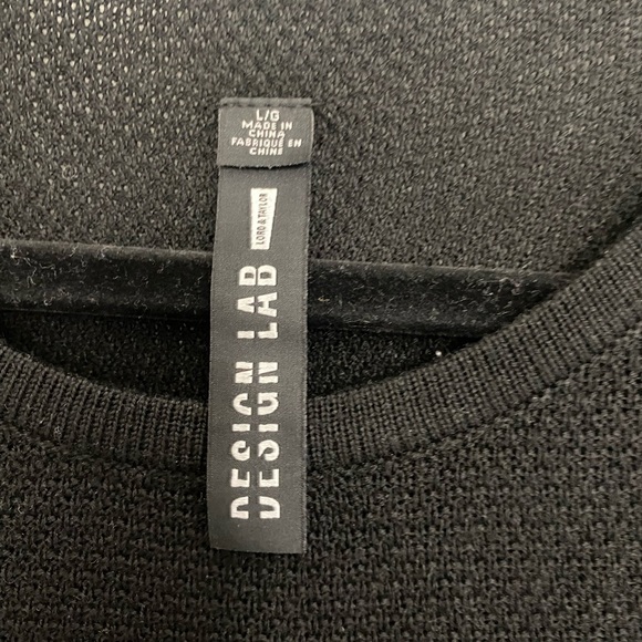 Design Lab Lord & Taylor Black Knit Top with Plaid Ruffle Hem - Large - Picture 4 of 5